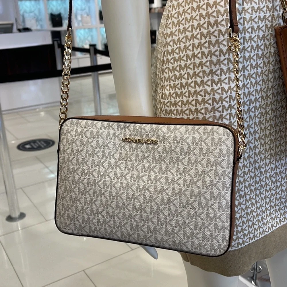 Michael Kors Jet Set Item Large East West Zip Crossbody Vanilla - Picture 3 of 16